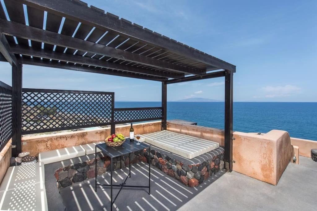 Ramni House: Private Villa With Pool By The Sea 伊亚 外观 照片
